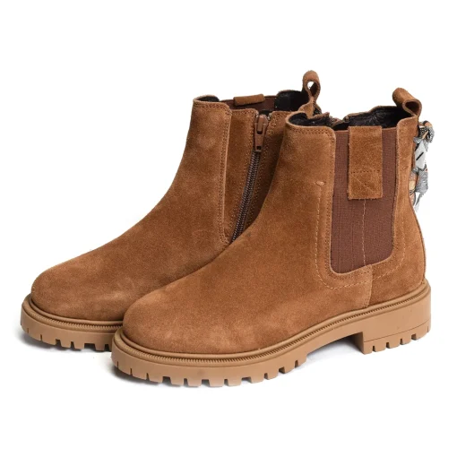 BETINA Camel