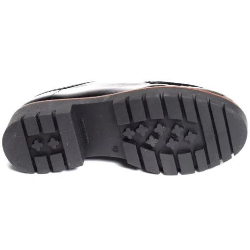 CV6202 Verni Noir