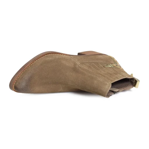 IZAC Taupe