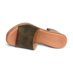 3295 Kaki