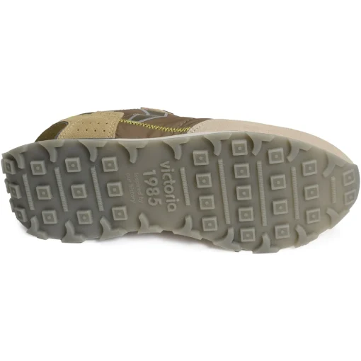 8803110 Kaki Beige
