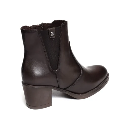 8800 Marron