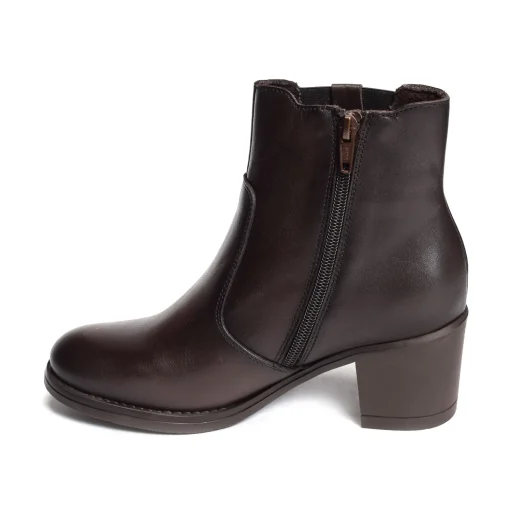 8800 Marron