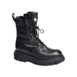 8995 Noir