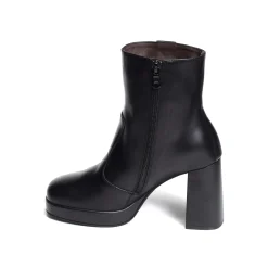 10905 Noir