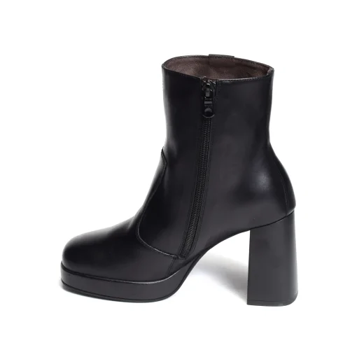 10905 Noir