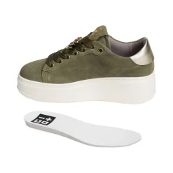 PIA 232A Kaki